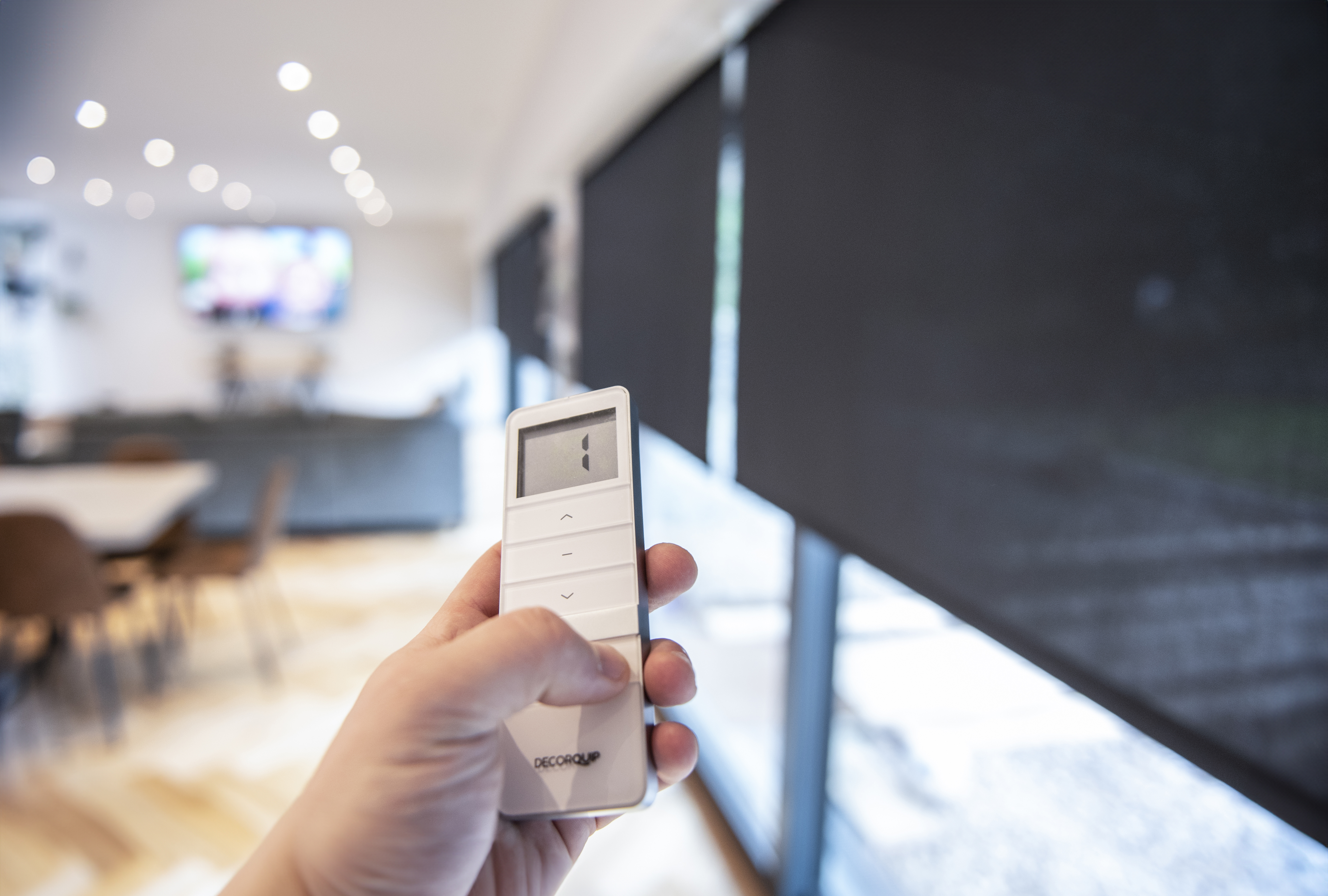 Motorised roller blind control